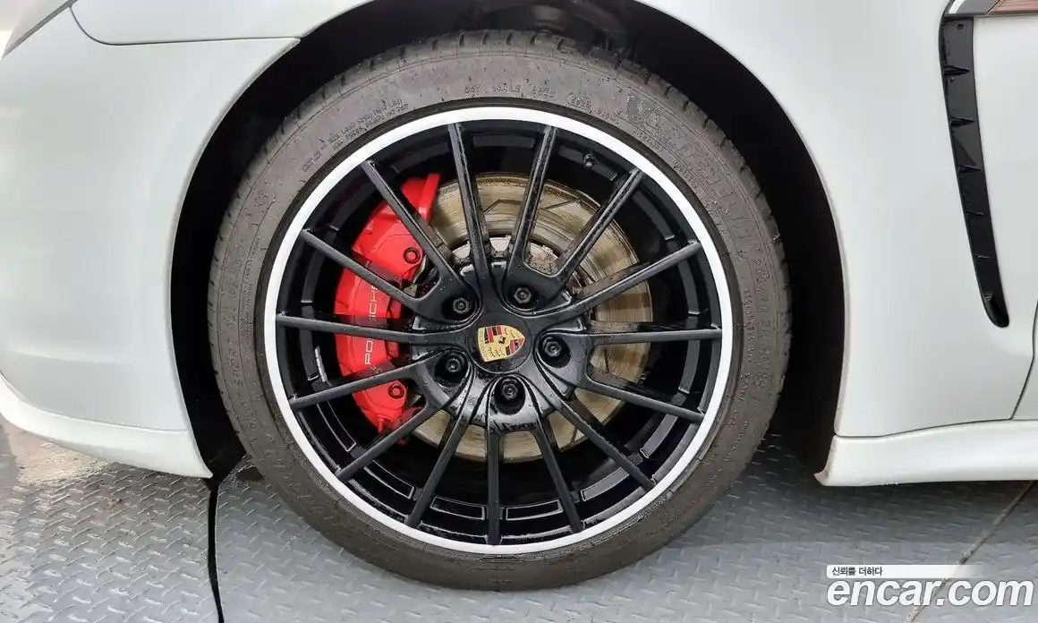 Porsche Panamera 2015 4.8 гидро в Москве № 231000, фото 5