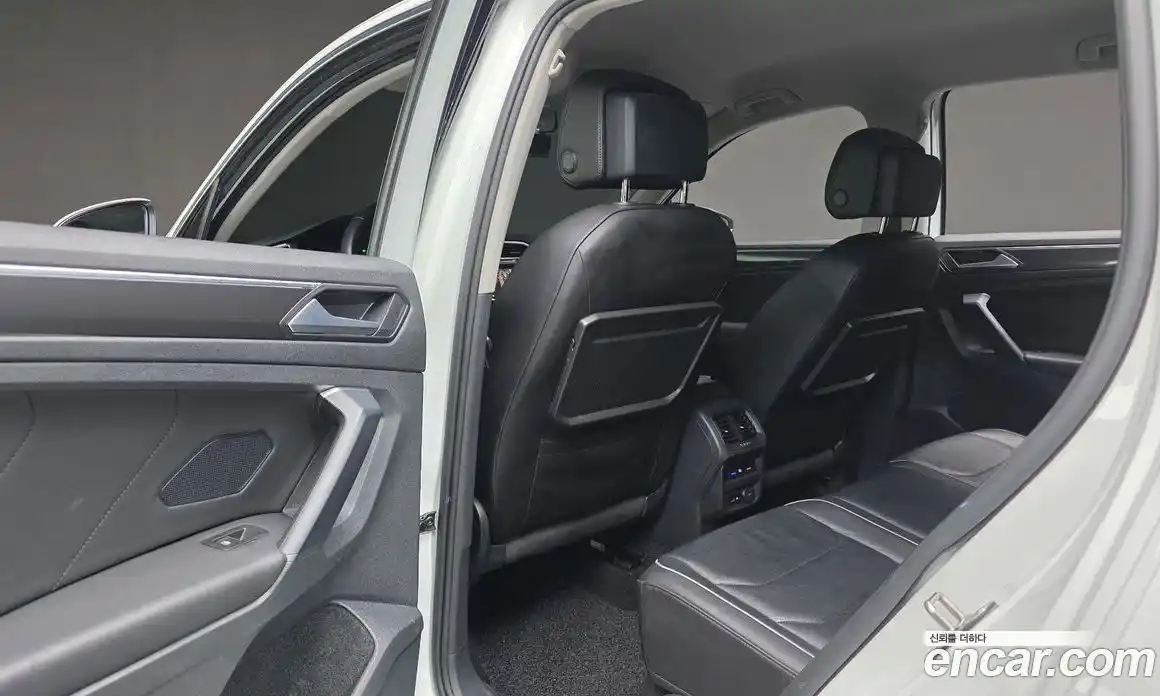Volkswagen Tiguan 2020 2.0 гидро в Москве № 232145, фото 18