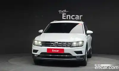 Volkswagen Tiguan 2020 2.0 гидро в Москве № 232145, миниатюра 3