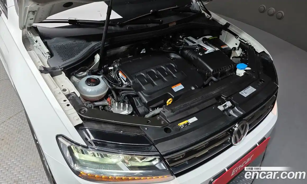Volkswagen Tiguan 2020 2.0 гидро в Москве № 232145, фото 6
