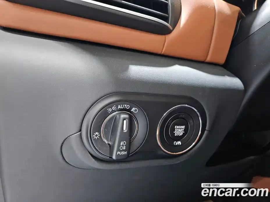 Maserati Levante 2023 3.0 гидро в Москве № 255967, фото 16