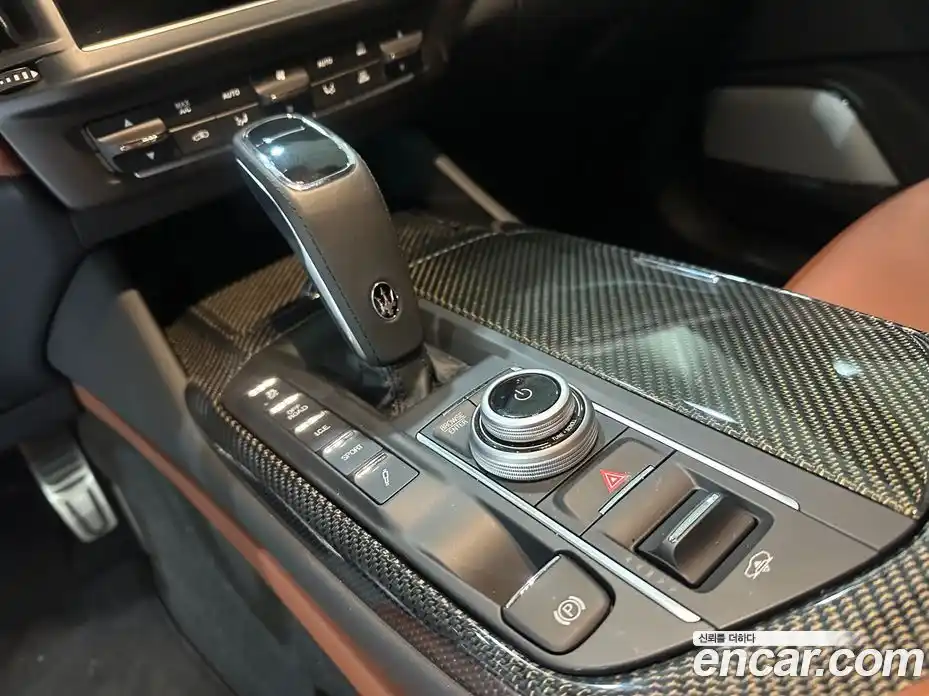 Maserati Levante 2023 3.0 гидро в Москве № 255967, фото 9