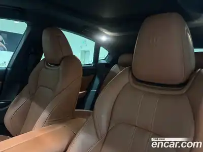 Maserati Levante 2023 3.0 гидро в Москве № 255967, миниатюра 10