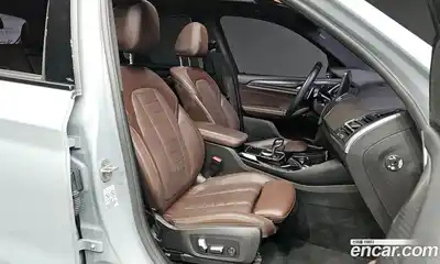 BMW X3 2022 2.0 гидро в Москве № 281935, миниатюра 10
