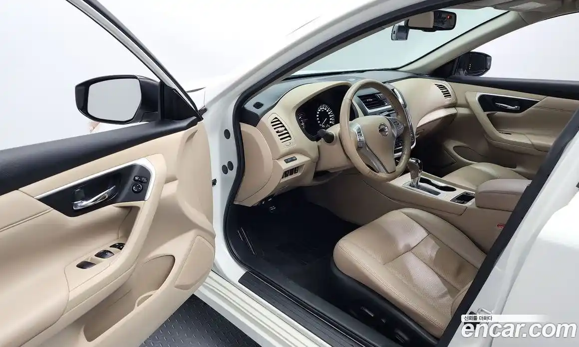 Nissan Altima 2017 2.5 гидро в Москве № 284956, фото 10