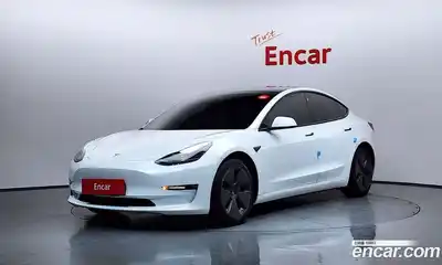 Tesla Model 3, 2022