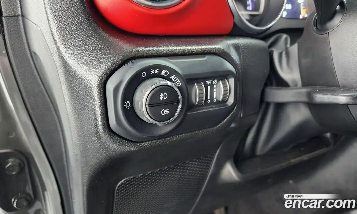 Jeep Wrangler 2023 2.0 гидро в Москве № 302077, фото 14
