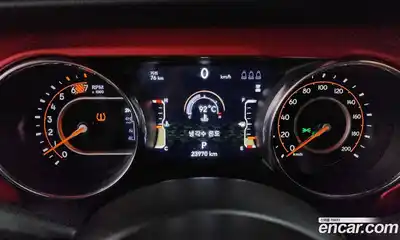 Jeep Wrangler 2023 2.0 гидро в Москве № 302077, миниатюра 8
