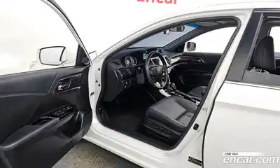 Honda Accord 2016 2.4 гидро в Москве № 303001, миниатюра 10