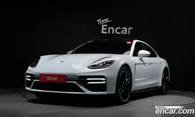 Porsche Panamera, 2021