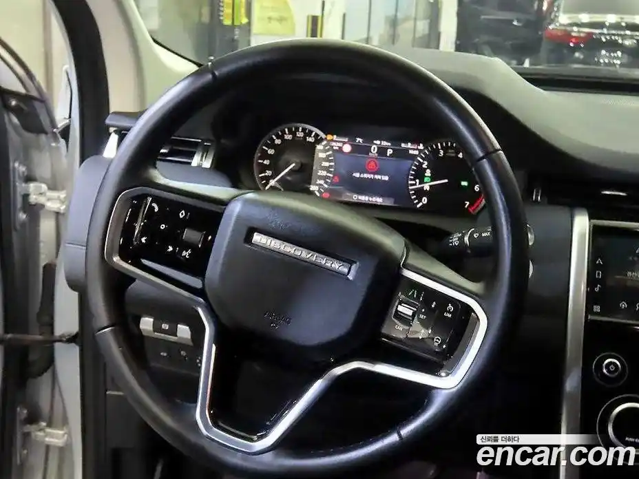 Land Rover Discovery Sport 2022 2.0 гидро в Москве № 316383, фото 8