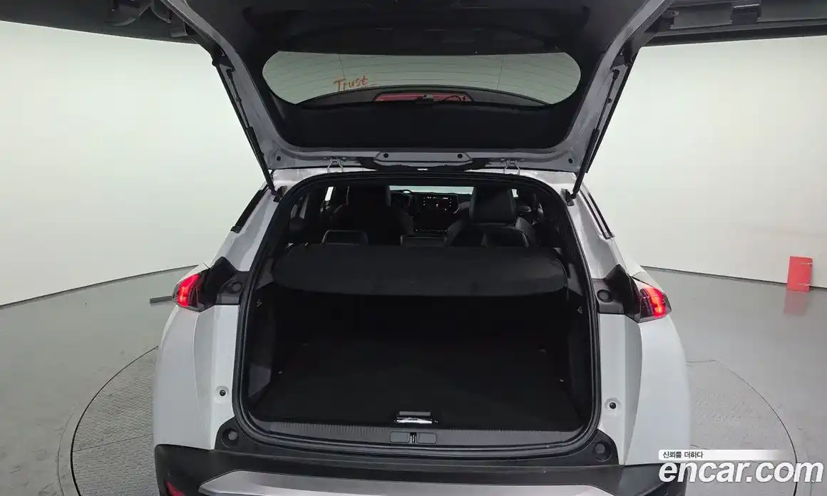 Peugeot 2008 2021 1.5 гидро в Москве № 320530, фото 20