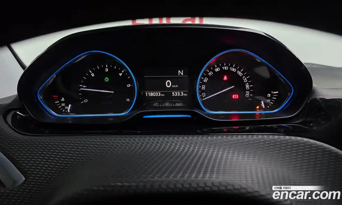 Peugeot 2008 2015 1.6 гидро в Москве № 320548, фото 8