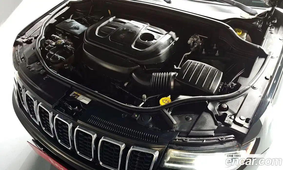 Jeep Cherokee 2021 3.6 гидро в Москве № 326881, фото 6