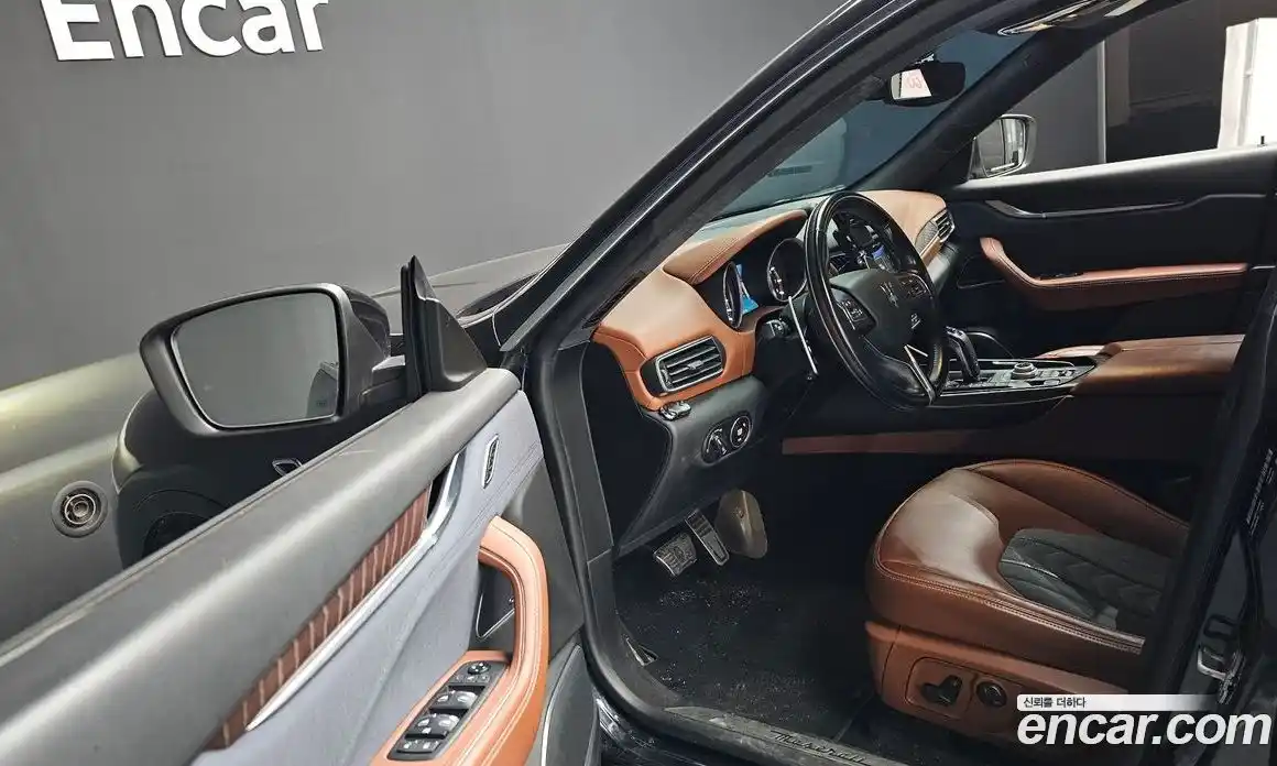 Maserati Levante 2020 3.0 гидро в Москве № 331112, фото 10