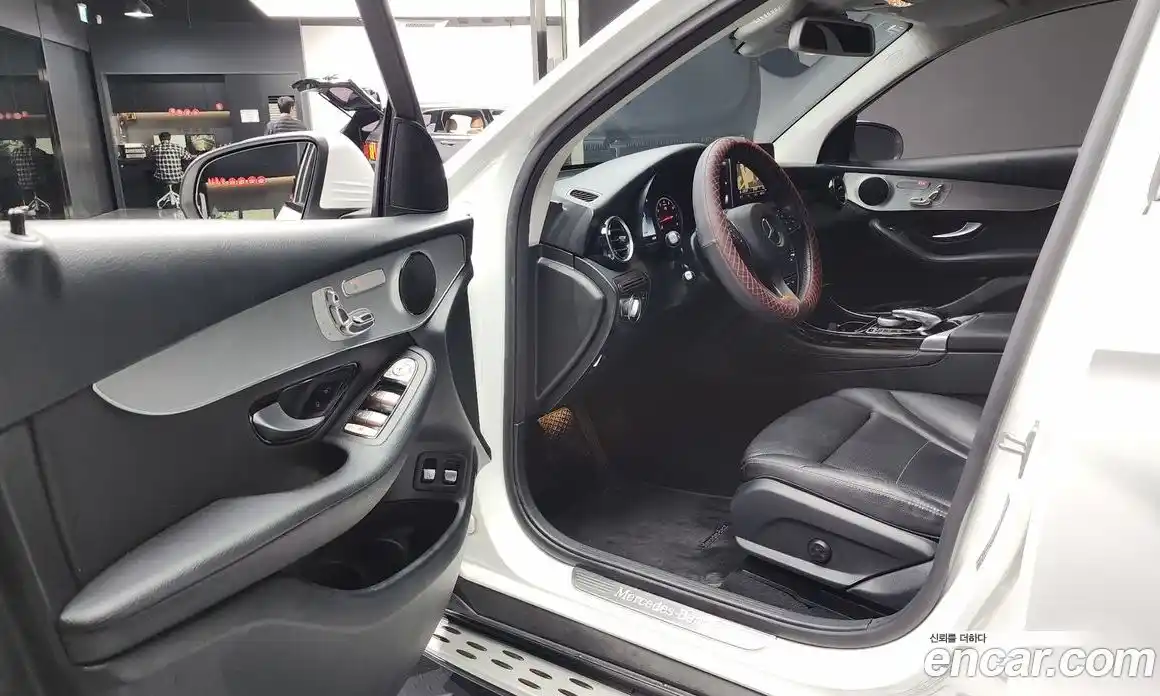Mercedes-Benz GLC-Class 2018 2.0 гидро в Москве № 342824, фото 10