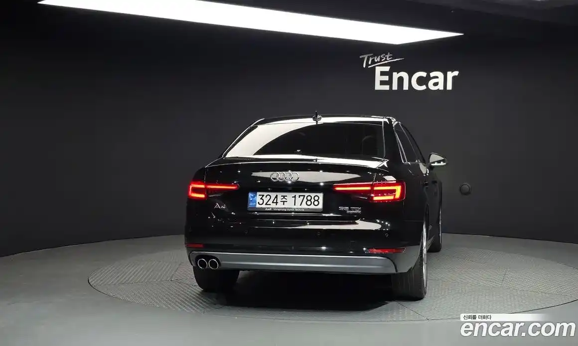 Audi A4 2018 2.0 гидро в Москве № 343700, фото 4