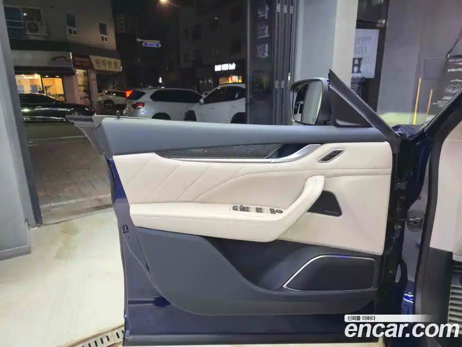 Maserati Levante 2020 3.0 гидро в Москве № 363743, фото 16