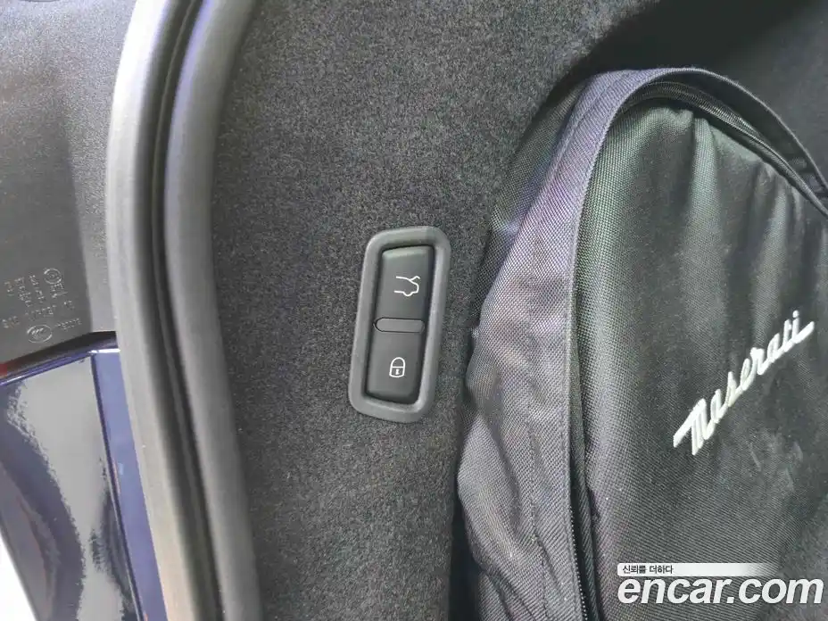 Maserati Levante 2020 3.0 гидро в Москве № 363743, фото 20