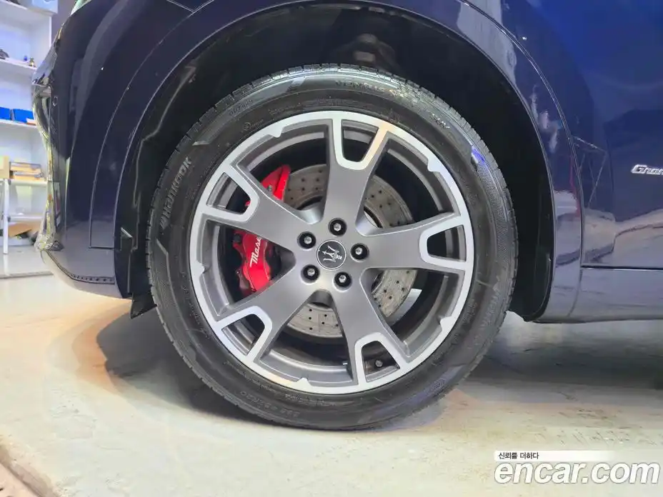 Maserati Levante 2020 3.0 гидро в Москве № 363743, фото 7