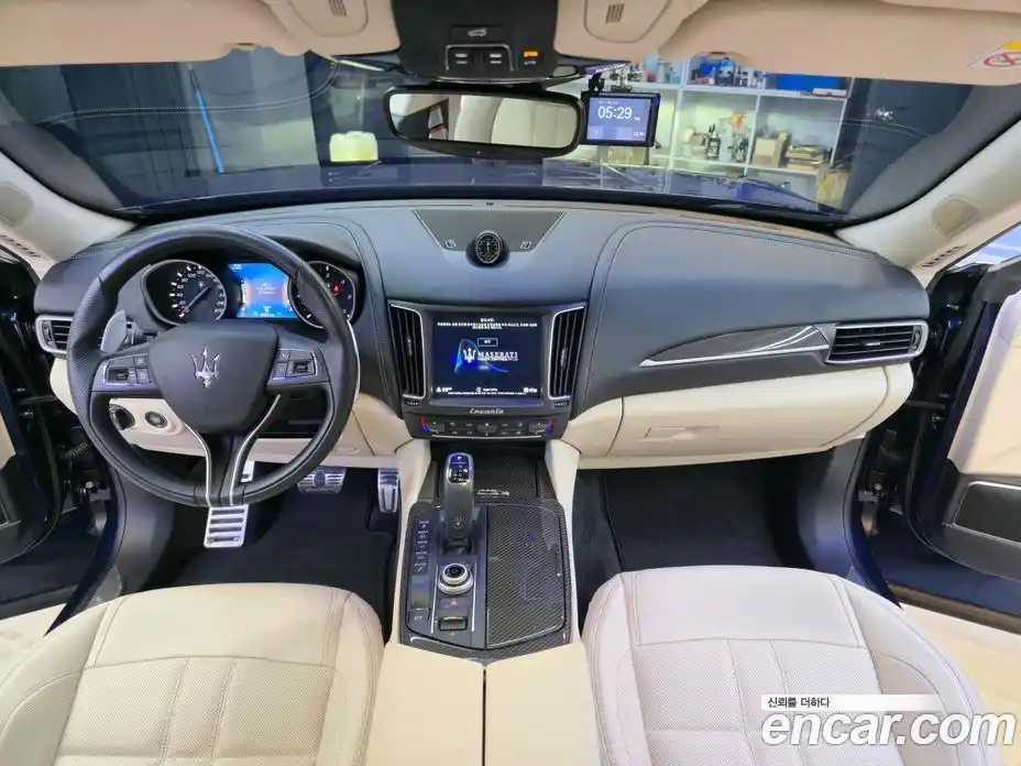 Maserati Levante 2020 3.0 гидро в Москве № 363743, фото 9