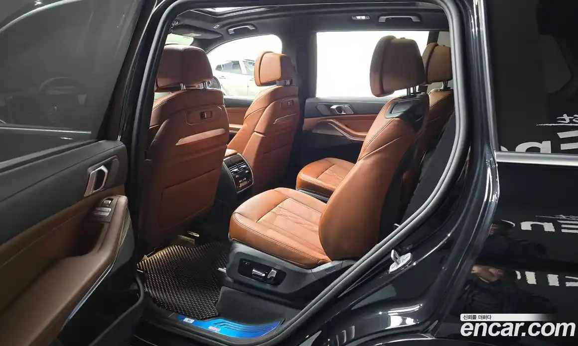 BMW X7 2025 3.0 гидро в Москве № 386528, фото 11