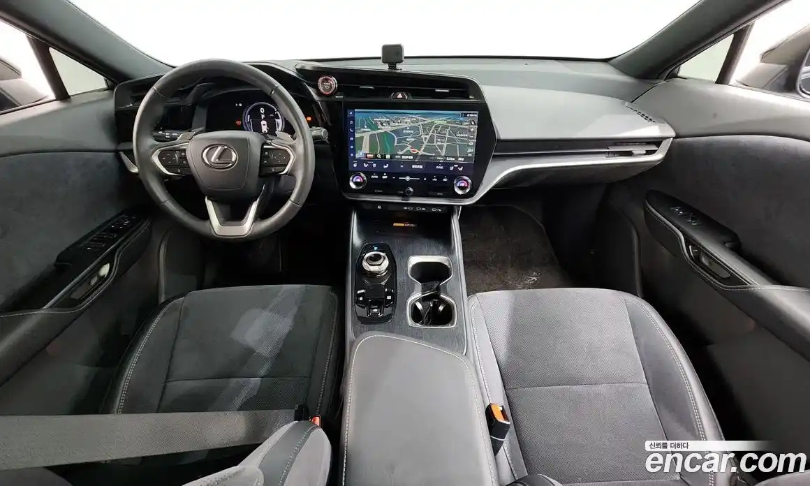 Lexus RZ 2023 0.2 гидро в Москве № 398041, фото 7