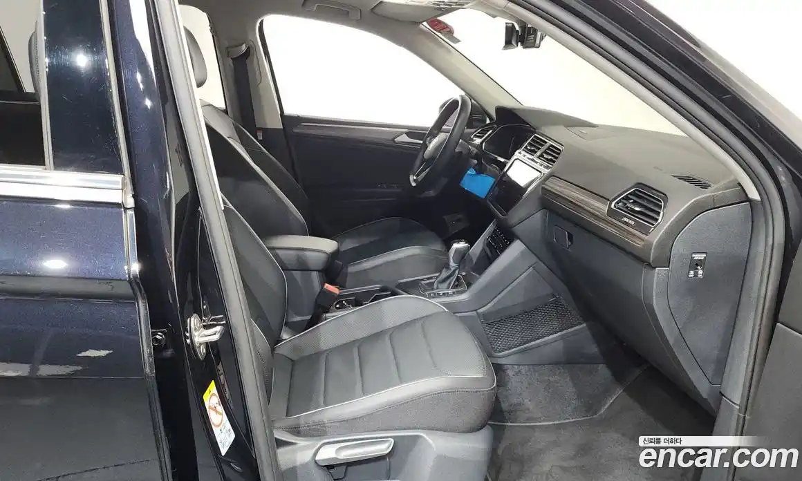 Volkswagen Tiguan 2024 2.0 гидро в Москве № 428201, фото 11