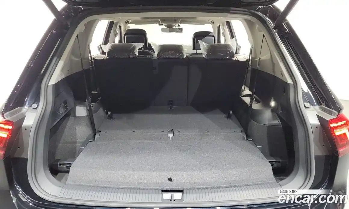 Volkswagen Tiguan 2024 2.0 гидро в Москве № 428201, фото 20