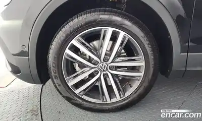 Volkswagen Tiguan 2024 2.0 гидро в Москве № 428201, миниатюра 5