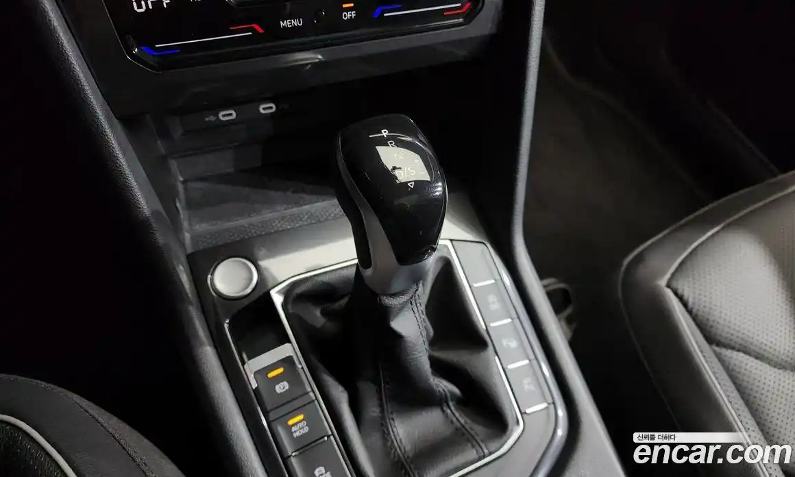 Volkswagen Tiguan 2024 2.0 гидро в Москве № 428201, фото 9