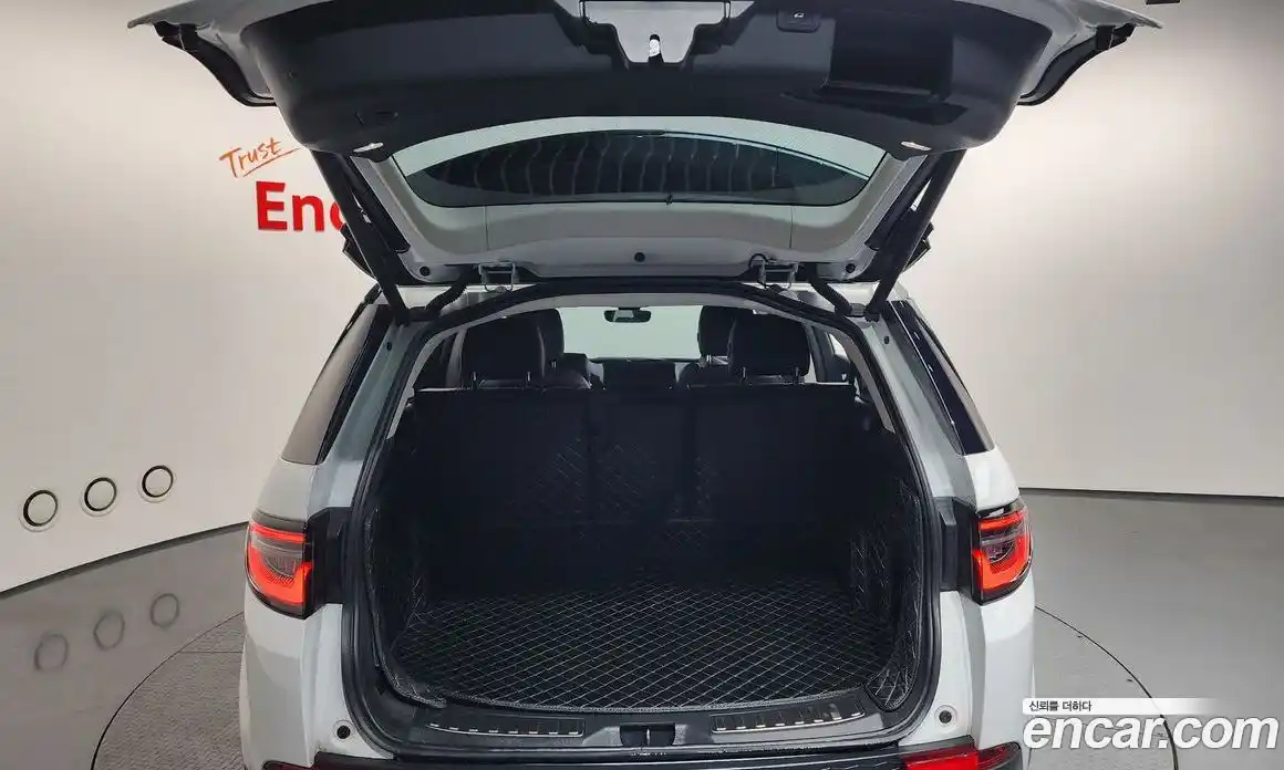 Land Rover Discovery Sport 2022 2.0 гидро в Москве № 431268, фото 20