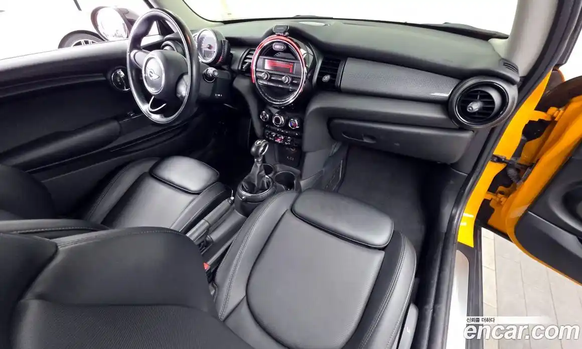 Mini Cooper 2014 1.5 гидро в Москве № 432095, фото 7