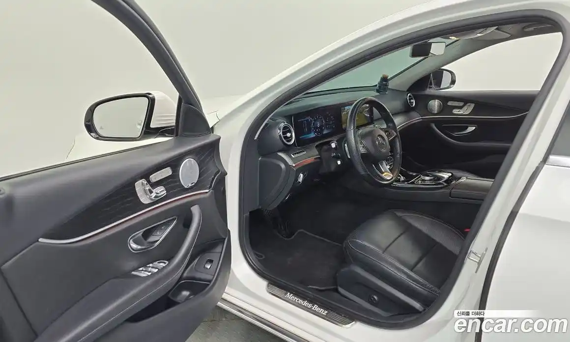Mercedes-Benz E-Class 2018 2.0 гидро в Москве № 494888, фото 10