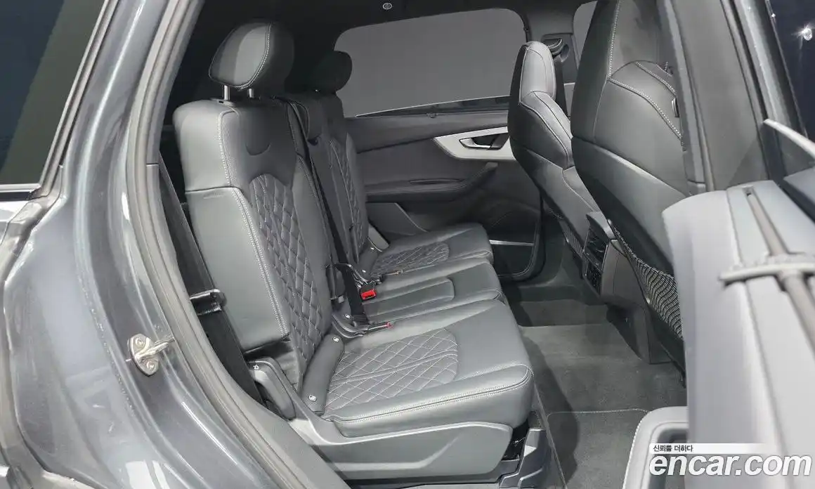 Audi Q7 2025 3.0 гидро в Москве № 496253, фото 12