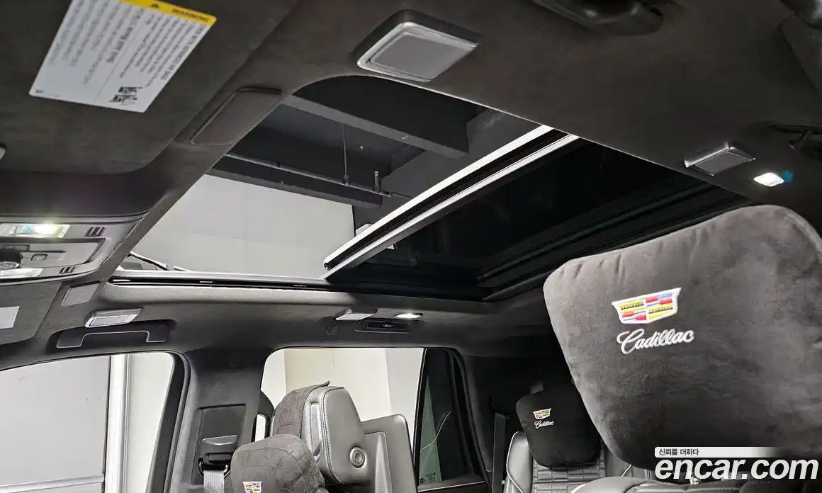 Cadillac Escalade 2022 6.2 гидро в Москве № 500682, фото 20