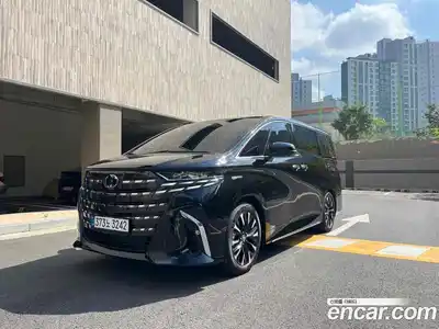 Toyota Alphard, 2025