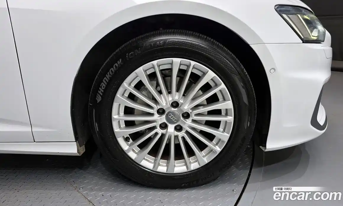 Audi A6 2020 2.0 гидро в Москве, фото 5