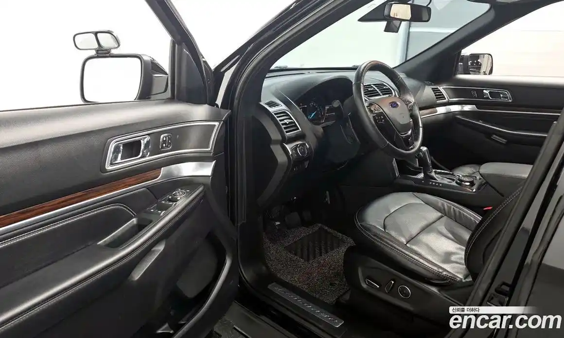 Ford Explorer 2018 2.3 гидро в Москве № 584844, фото 10