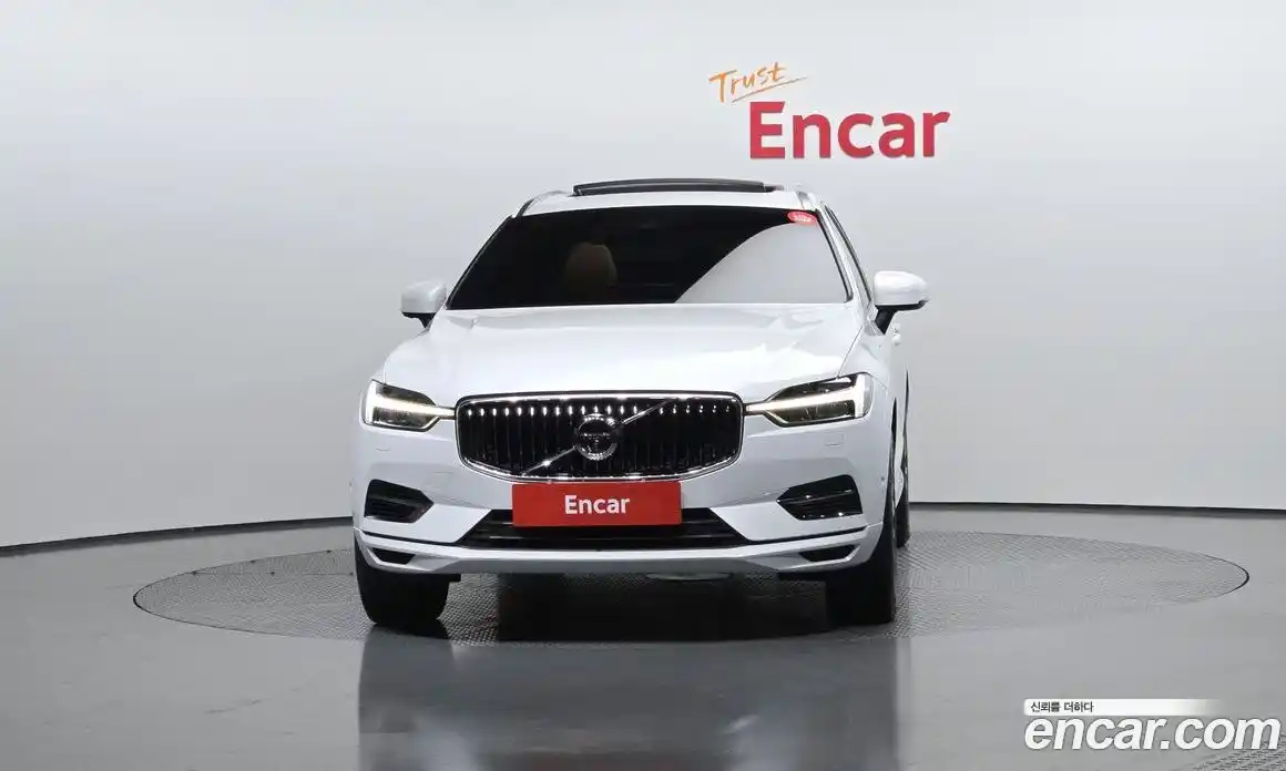 Volvo XC60 2021 2.0 гидро в Москве № 626333, фото 3