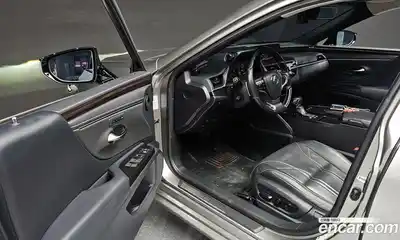 Lexus ES 2019 2.5 гидро в Москве № 628598, миниатюра 11