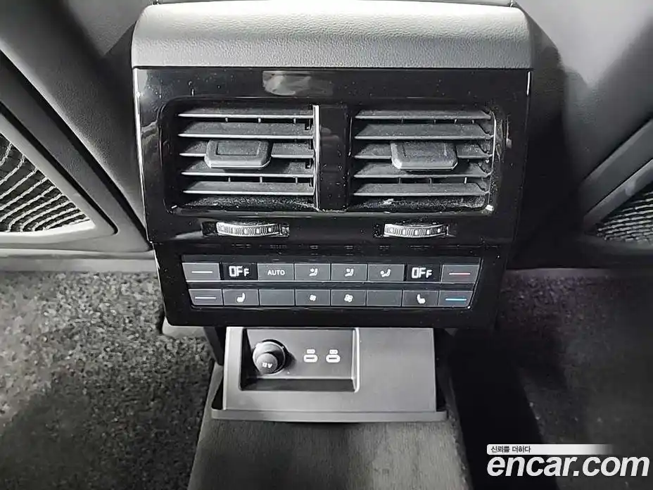 Volkswagen Touareg 2023 3.0 гидро в Москве № 629295, фото 13