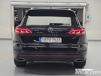 Volkswagen Touareg 2023 3.0 гидро в Москве № 629295, миниатюра 3
