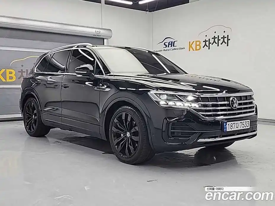 Volkswagen Touareg 2023 3.0 гидро в Москве № 629295, фото 4