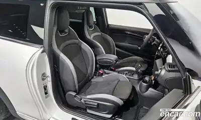 Mini Cooper 2024 2.0 гидро в Москве № 724709, миниатюра 12