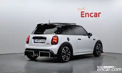 Mini Cooper 2024 2.0 гидро в Москве № 724709, миниатюра 2