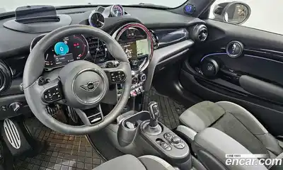 Mini Cooper 2024 2.0 гидро в Москве № 724709, миниатюра 7