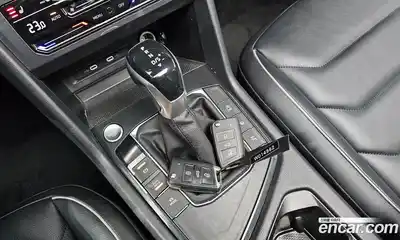 Volkswagen Tiguan 2022 2.0 гидро в Москве № 725092, миниатюра 9