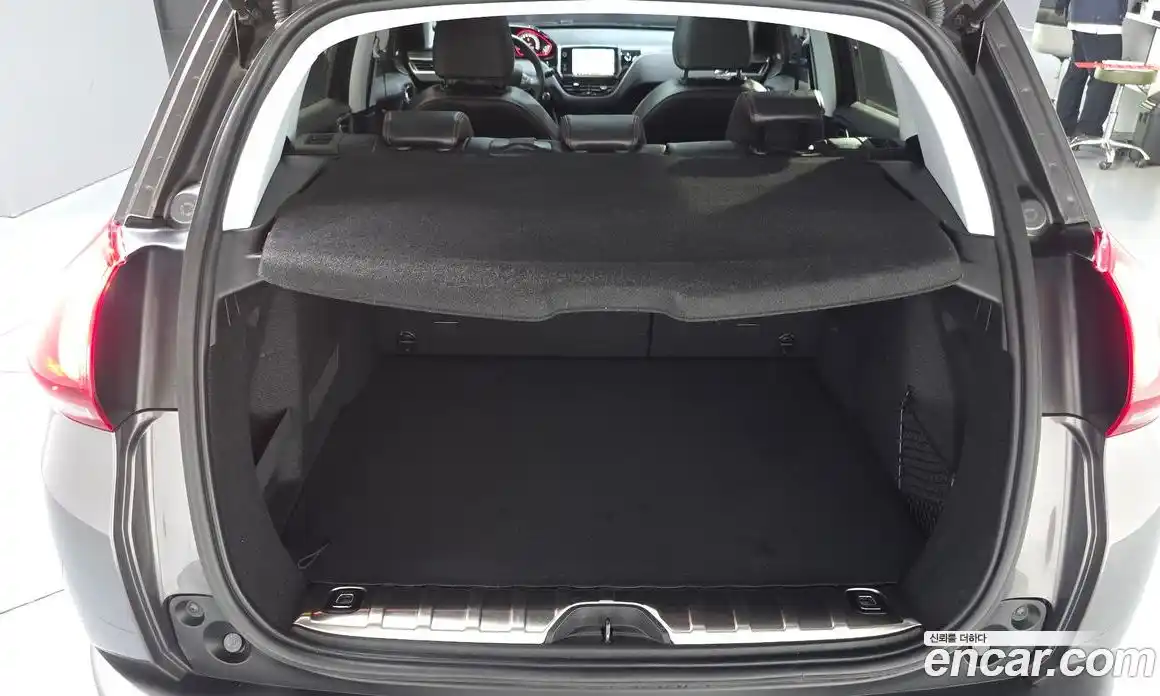 Peugeot 2008 2020 1.5 гидро в Москве № 743043, фото 20