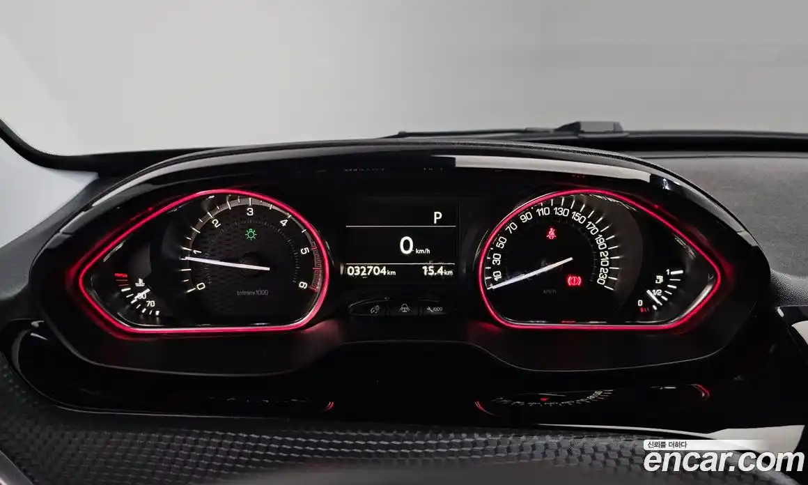 Peugeot 2008 2020 1.5 гидро в Москве № 743043, фото 8